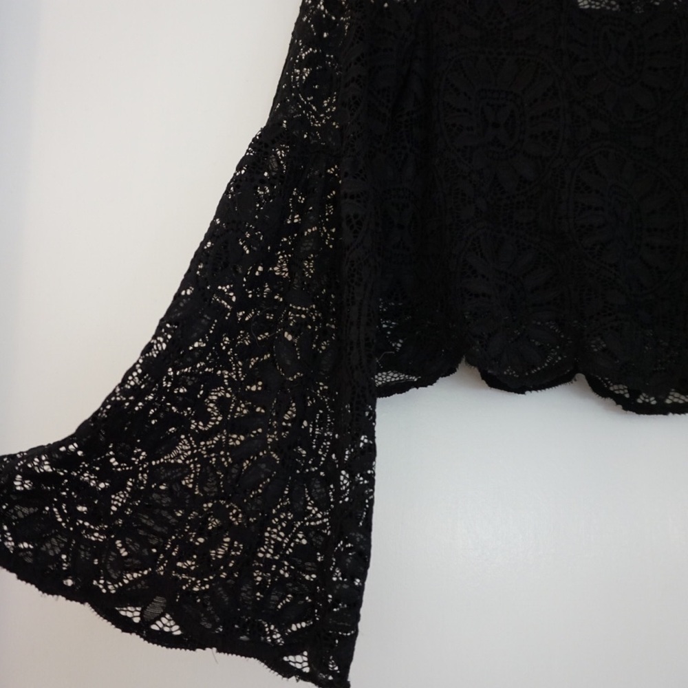 long sleeve crop top - Picture 2 of 3